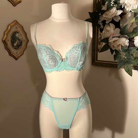 Le Mystere Isabella mint green lace memory foam bra 36B and thong L - Picture 2 of 9